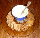 JohnAndIrene-CrackersAndCreamCheese