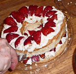 Zab-StrawberryAngelfoodCake